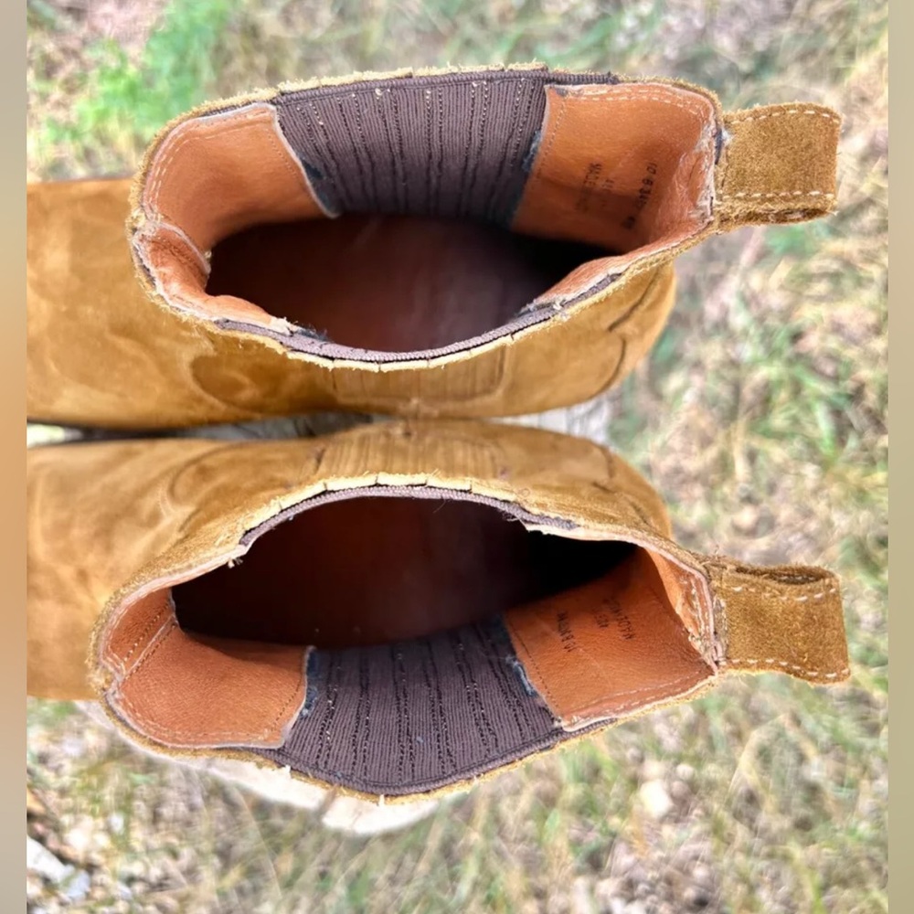 Frye Diana Chelsea Boots - Picture 4 of 9